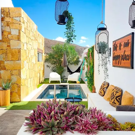 Zephyr Con Piscina Privada. Gran Tarajal